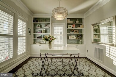 8847 Tuckerman Ln, Potomac, MD 20854 - photo 5