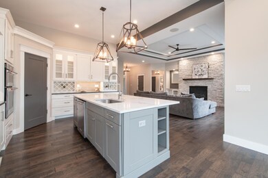 1465_Forest_View_Drive_05