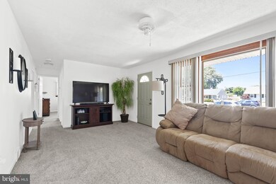 207 Hunterdon Ave, Sewell, NJ 08080 - photo 6