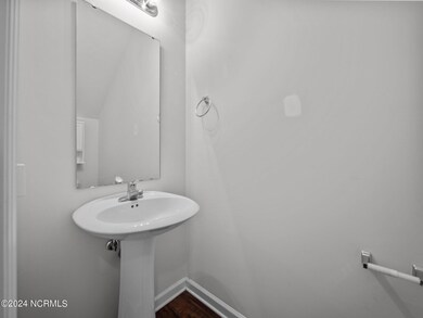 300 Kenan Loop, Jacksonville, NC 28546 - photo 7