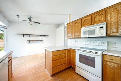 Kitchen/Dining