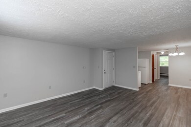 247 Kentucky St, Franklin, IN 46131 - photo 2