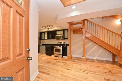 1035 10th St NE unit 2, Washington, DC 20002 - photo 2