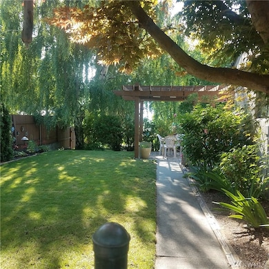 344 N Joseph Ave, East Wenatchee, WA 98802 - photo 2