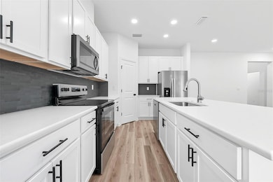 115 Leon St, Altamonte Springs, FL 32701 - photo 4