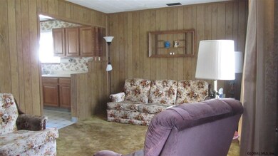 29 Riverview Dr, Schenectady, NY 12309 - photo 3