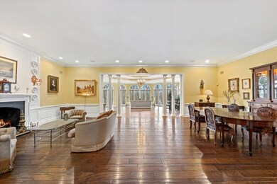 09_1660SignalPointDr_10002_LivingRoom_Lo