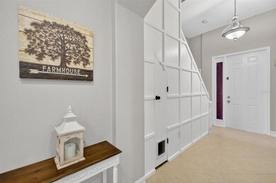 11945 Country Day Cir, Fort Myers, FL 33913 - photo 3