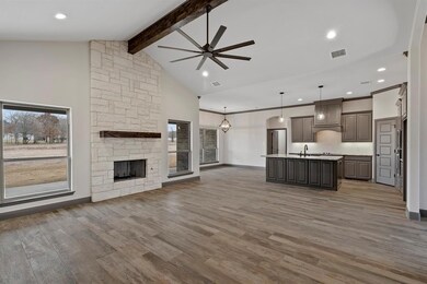 1009 Alex Dr, Springtown, TX 76082 - photo 7