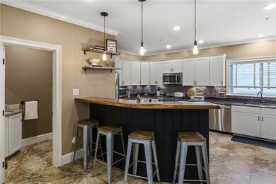 46 Clemence St, Cranston, RI 02920 - photo 2