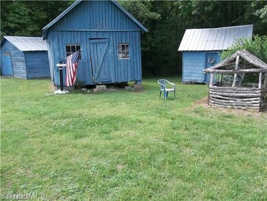 2452 Pleasant Union Rd, Denton, NC 27239 - photo 2