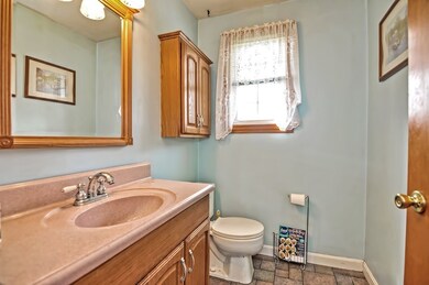 164 E Bacon St unit 3, Plainville, MA 02762 - photo 7