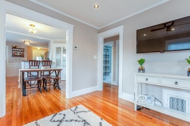 14 Russell Rd unit A, Winchester, MA 01890 - photo 4