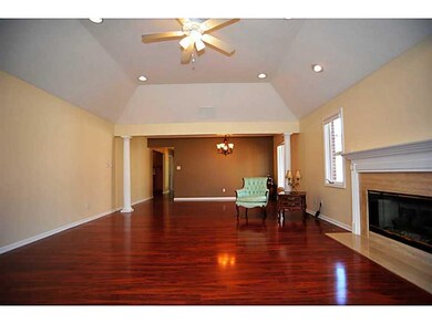 230 Andrews Boulevard East Dr, Plainfield, IN 46168 - photo 6