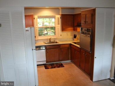 12924 Victoria Heights Dr, Bowie, MD 20715 - photo 6