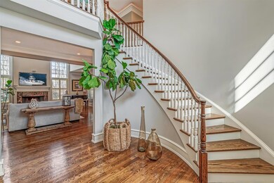 05-FOYER