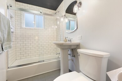 18434 Clyde Rd, Homewood, IL 60430 - photo 7