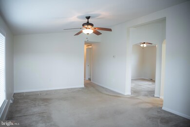 1 Nuthatch Ct E, Bechtelsville, PA 19505 - photo 3