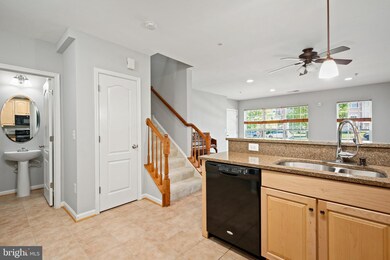 11900 Little Seneca Pkwy unit 2411, Clarksburg, MD 20871 - photo 6