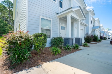 139 Date Palm Ln, Freeport, FL 32439 - photo 3