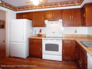 4 Kitchen