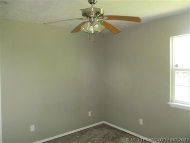 233 Caboose St, McAlester, OK 74501 - photo 5