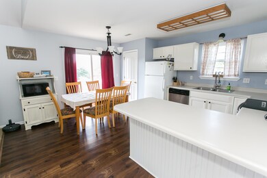 Kitchen/dining