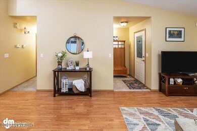 05-Living Room_DMD_2639