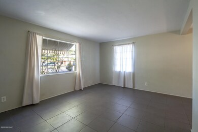4373 E 16th St, Tucson, AZ 85711 - photo 5