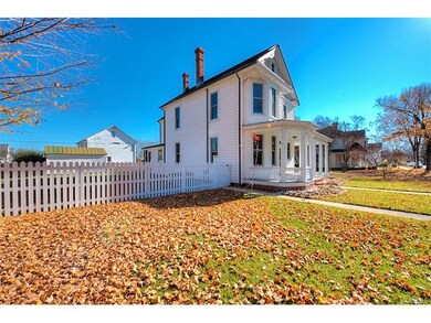 1002 Lee St, West Point, VA 23181 - photo 2