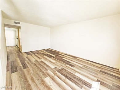 2091 Sycamore Ave unit 1, Pahrump, NV 89048 - photo 2