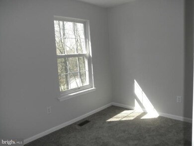 14215 Medwick Rd, Upper Marlboro, MD 20774 - photo 4