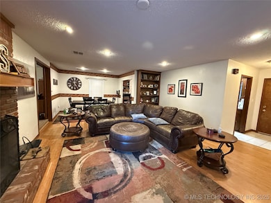 2706 Brookside Cir, McAlester, OK 74501 - photo 4