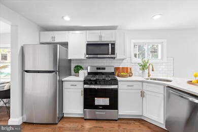 3006 Rosekemp Ave, Baltimore, MD 21214 - photo 3