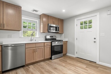 199 Andover St unit 2, Andover, MA 01810 - photo 4