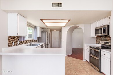 1640 E Whitten St, Chandler, AZ 85225 - photo 7