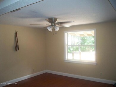 5721 Jammes Rd, Jacksonville, FL 32244 - photo 3