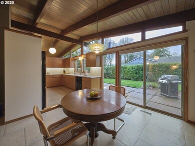 Kitchen/Nook