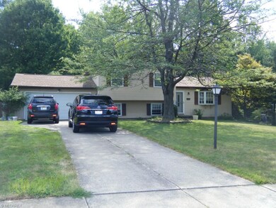 13971 Stoney Creek Dr, North Royalton, OH 44133 - photo 2