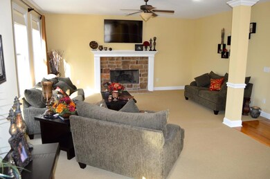 10625 Laguna Cir, Plain City, OH 43064 - photo 4