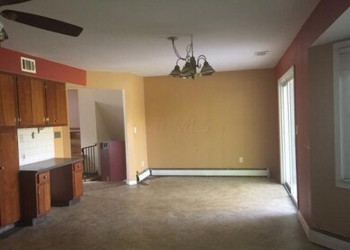 1072 Barberry Ln, Columbus, OH 43213 - photo 4