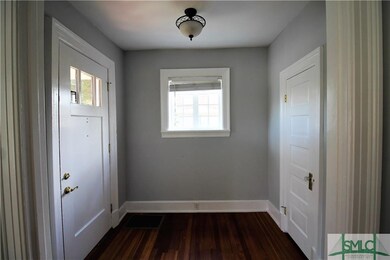 Foyer Entry
