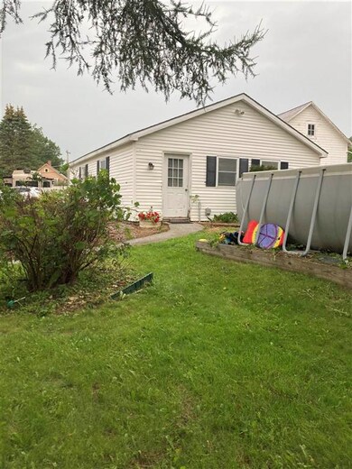 262 Thrall Ave, West Rutland, VT 05777 - photo 6