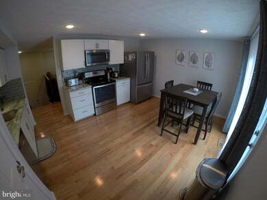 6677 Buttonhole Ct, Columbia, MD 21044 - photo 5