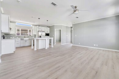 12571 Pine Dr unit 275, Fort Myers, FL 33908 - photo 3