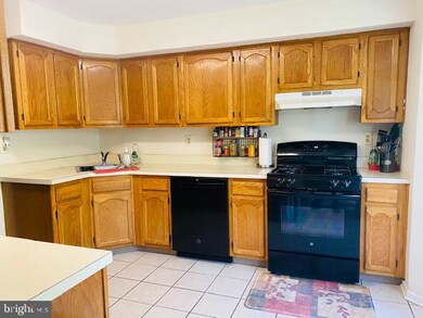 101 Claridge Ct unit 6, Princeton, NJ 08540 - photo 5