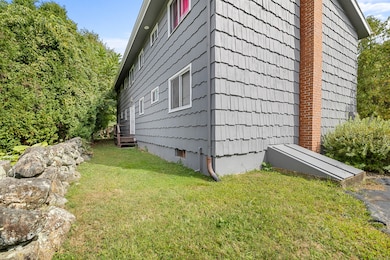 33 George Ave unit B, Groton, CT 06340 - photo 2