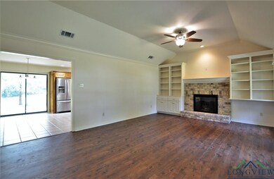 2803 Surrey Ln, Tyler, TX 75705 - photo 4