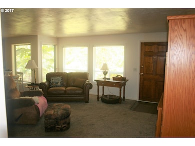 94320 Leith Rd, Gold Beach, OR 97444 - photo 2