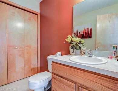 2165 Creekside Dr SW unit 42, Byron Center, MI 49315 - photo 3